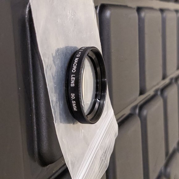 Opteka HD Macro +10 30.5mm Filter - Picture 3 of 7